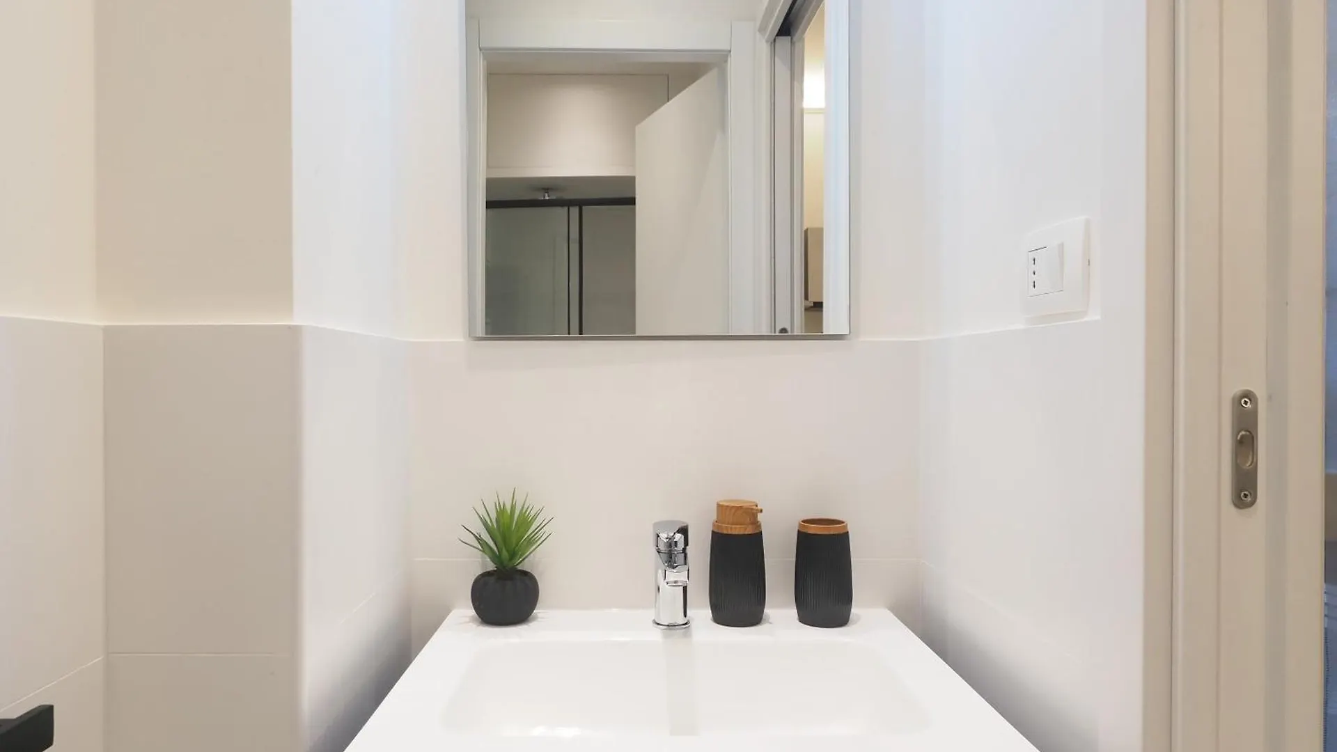 Primopiano - Buenos Aires Apartment Milan